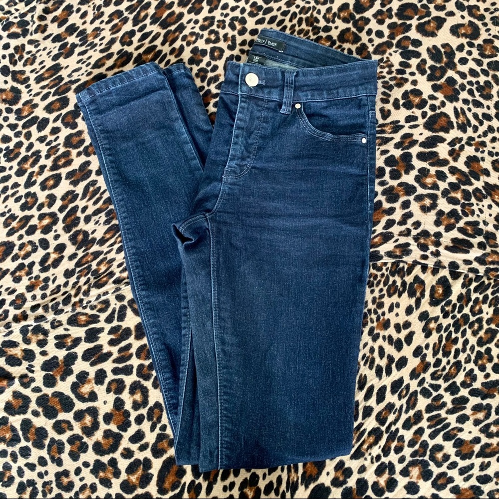 Dark wash skinny jeans